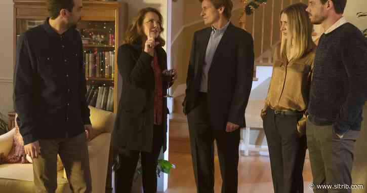 Scott D. Pierce: Want some weird Christmas TV? Start with ‘The Moodys.’