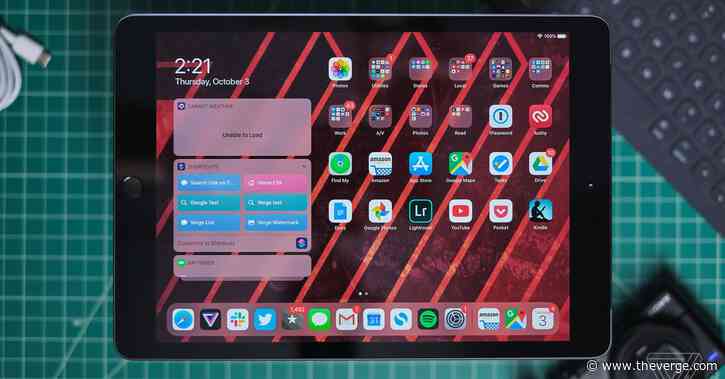 Big discounts on MacBook Air, iPad, Apple Watch, and AirPods are still on for Cyber Monday