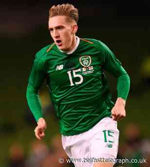Ex-Derry City star bans mum from chewing fat online after Twitter storm