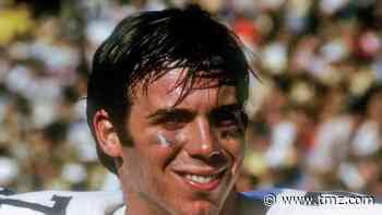 Auburn Football Legend Pat Sullivan Dead from Cancer at 69