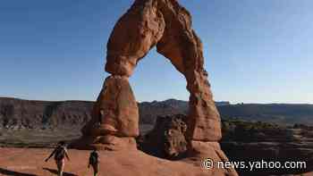 2 hikers fall to their deaths in national park