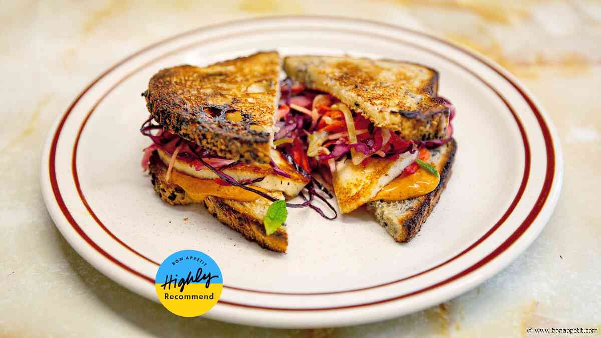 I Still Regret Not Ordering This Halloumi Sandwich