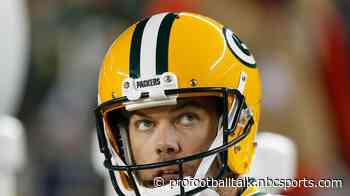 Mason Crosby gets game ball after mourning death in his family