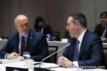 Premiers meet outside Toronto, try to find consensus on dealing with Ottawa