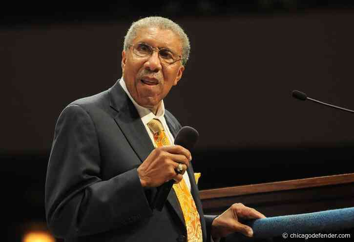 Al Sharpton addresses loss of legendary Chicago pastor, Rev. Clay Evans
