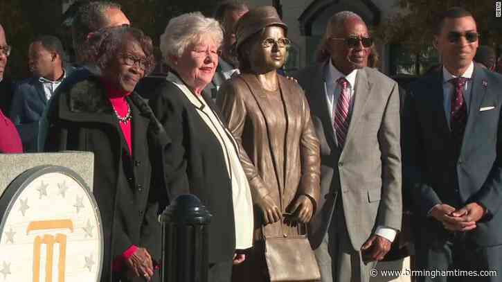 Alabama unveils statue of civil rights icon Rosa Parks