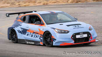 Hyundai RM19 Track Drive | Goes like Boxster, looks like Veloster