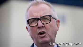 Ex-MP Ian Austin urges voters in Labour marginal seats to vote for Boris Johnson
