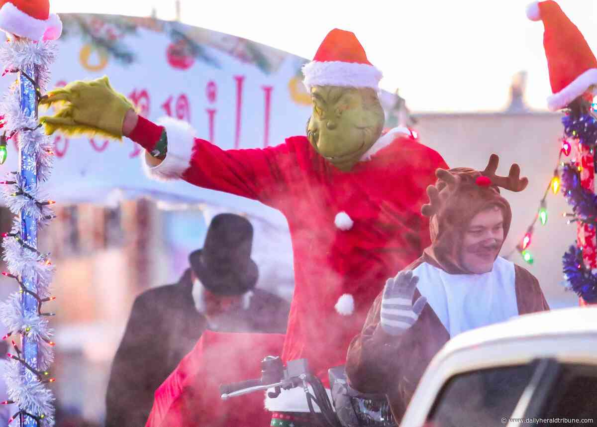 Photos: Herald of the Holidays, city displays Christmas parade and tree lighting