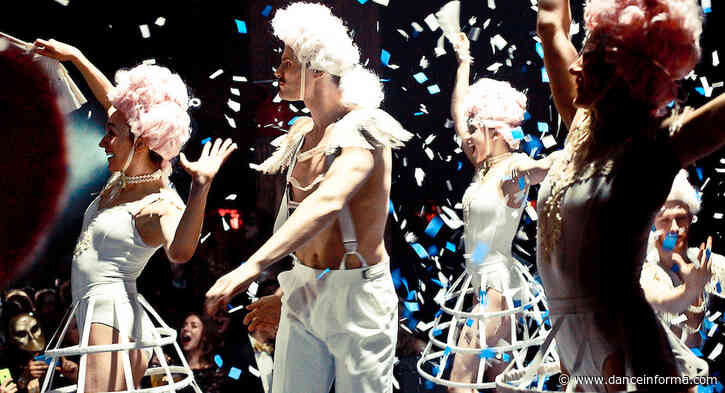 Things that dancers are good at: Immersive dance