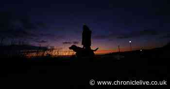 Winter sunrise over Tynemouth Longsands