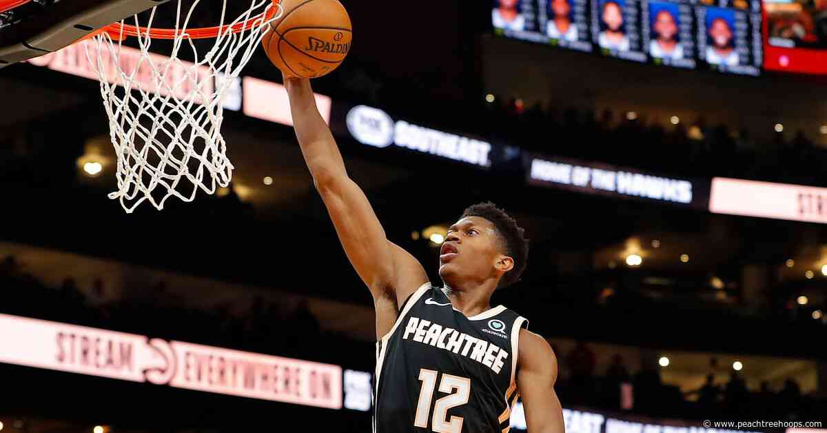 Hawks topple Warriors behind strong second, third quarters