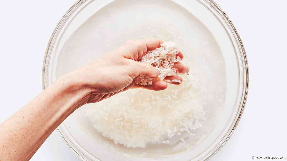 Rinsing Rice is the Difference Between Fluffy and Mushy Grains