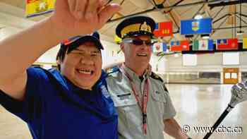 'A man of his word': Retired RCMP sergeant shows up every week for man with autism