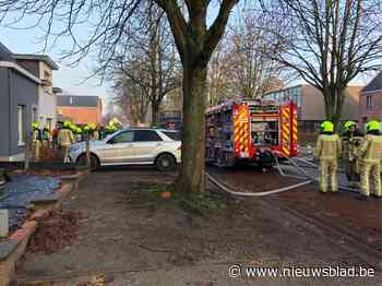 Brandweerkorpsen rukken uit naar Vrijheidsstraat