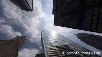 Police warning of falling ice from tall buildings in Financial District