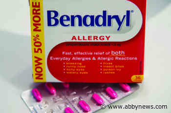 Moving Benadryl behind the counter doesn’t resolve safety concerns: pharmacists