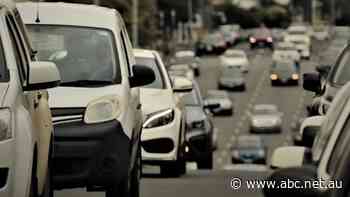 Is Hobart's love affair with the car killing its public transport?