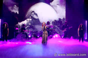 Zara Larsson Cloaks the 'Ellen' Stage With Smoke for 'Invisible' Performance