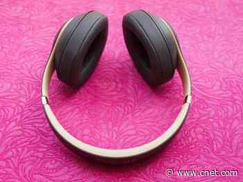 Best Apple headphones deals for 2019: Prices still low on some AirPods and Beats     - CNET