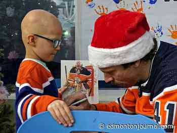 'A bright spot': Oilers players visit kids, families at Stollery