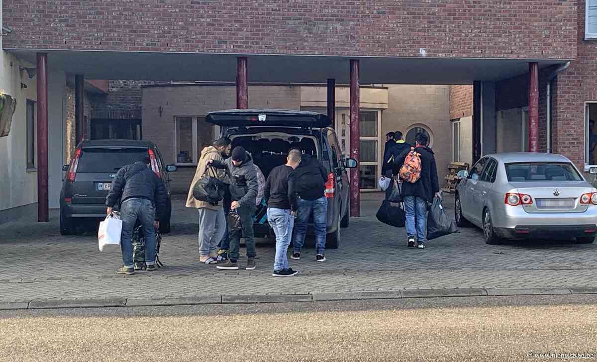 Eerste bewoners aangekomen in asielcentrum