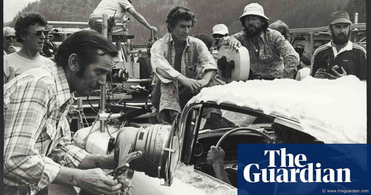 Robert De Niro's Deer Hunter archive – in pictures