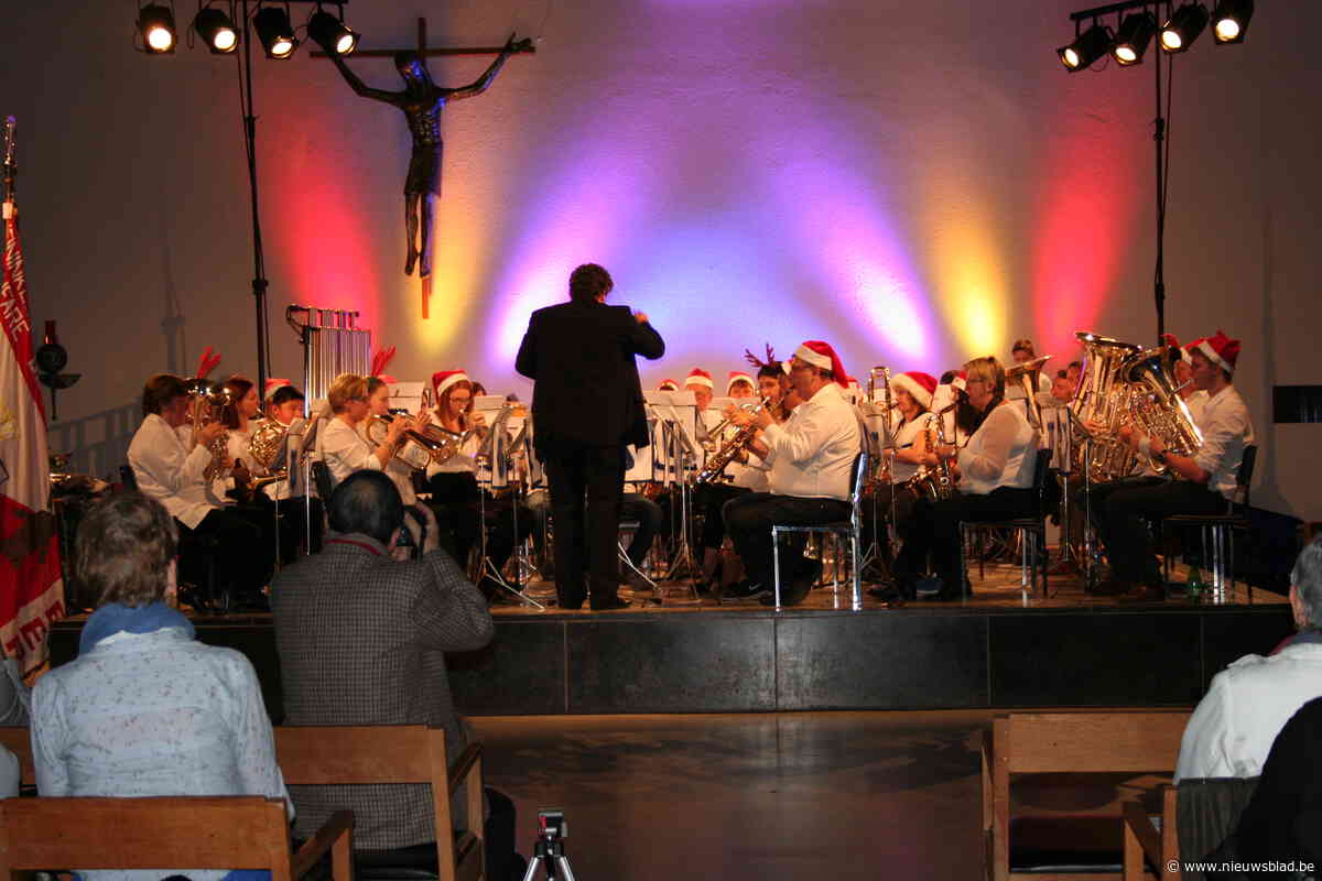 Kerstconcert door KF De Eendracht en de Eendrachtskids