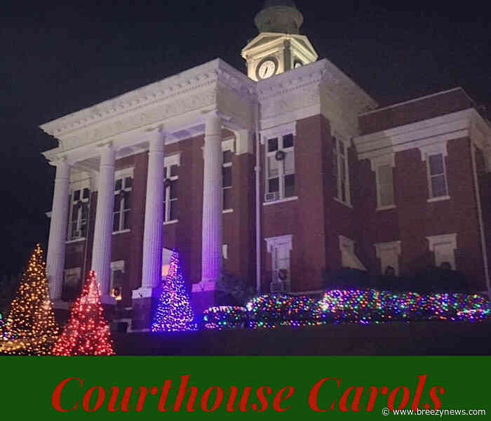 Courthouse Carols in downtown Kosciusko