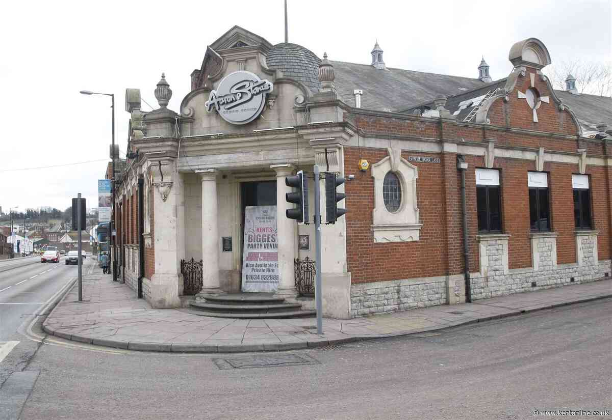 Man assaulted outside nightclub