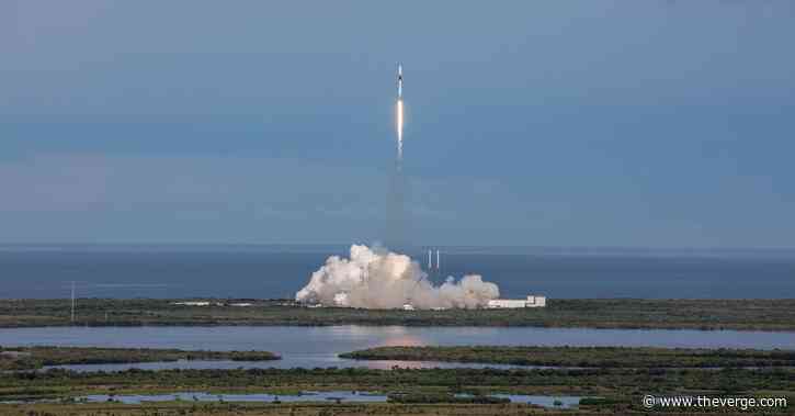 Watch SpaceX launch its last cargo mission to the space station of 2019