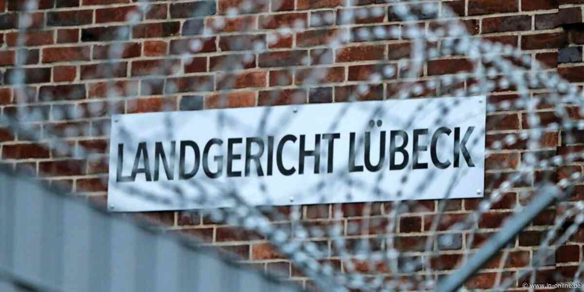 Raubüberfall in Lübeck: Kassiererin in Todesangst