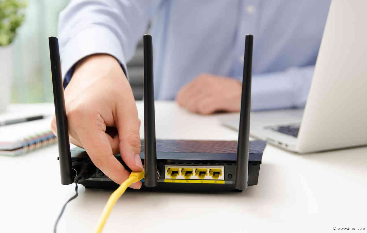 It takes 65 hours to download a film on UK’s worst street for broadband