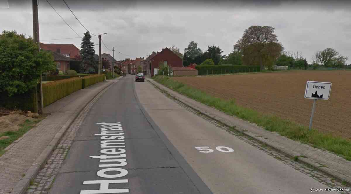 Houtemstraat klaagt over zwaar verkeer op smalste stuk