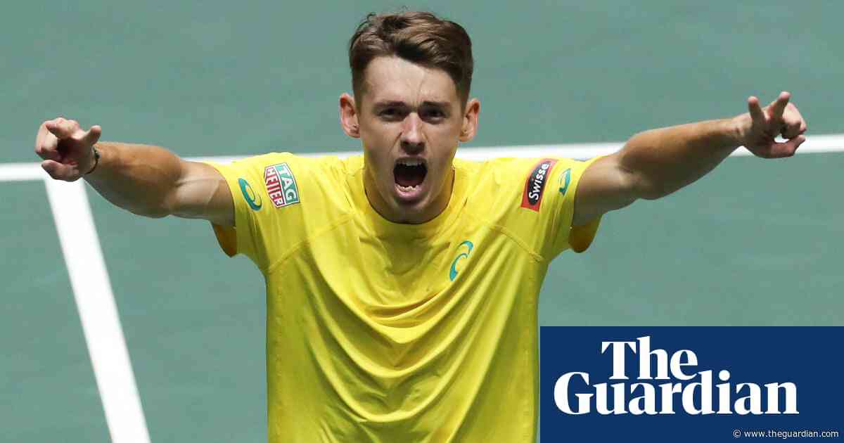 Alex De Minaur tipped to break into top 10 after surviving 'crazy' year | Linda Pearce