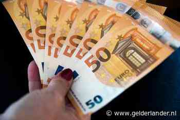 Verstandelijk beperkte Jan (32) werkt 12,5 jaar in supermarkt, maar moet zijn bonus inleveren