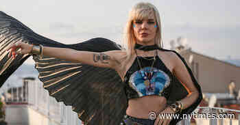 Turkey’s Psychedelic Rock Star Speaks Her Mind, Ambiguously