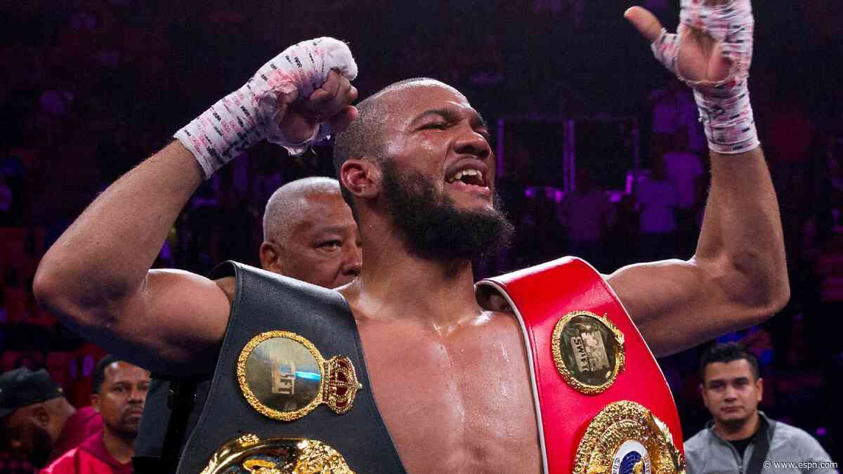 Williams: Shot to defend belts at home 'amazing'