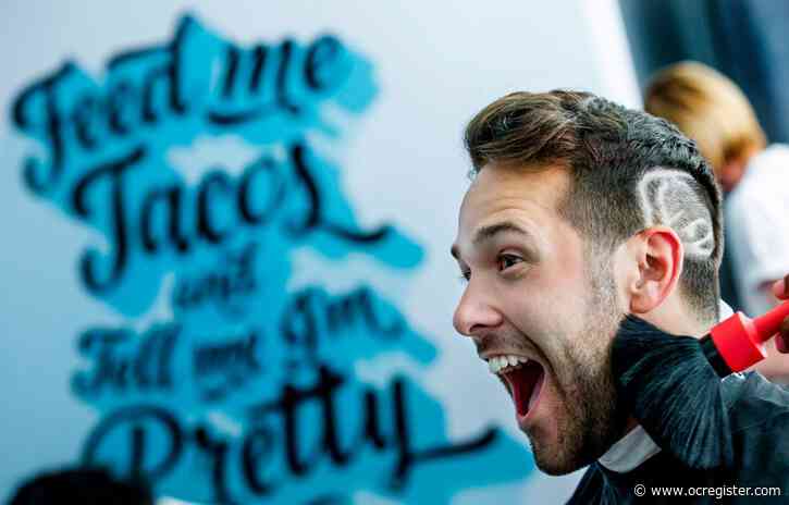 The 5 tastiest fast food stories of 2019, from the chicken sandwich craze to the Taco Bell hotel