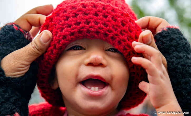 Holiday blues turn to oohs as crocheted creations warm those in need