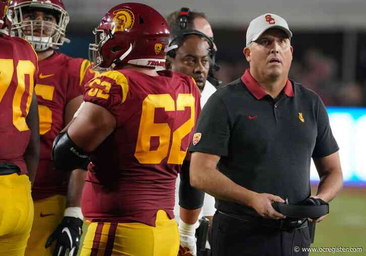 Top 4 priorities for Clay Helton now that he’s back as the USC football coach