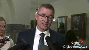 Finger-pointing at Alberta legislature over Moody’s credit rating