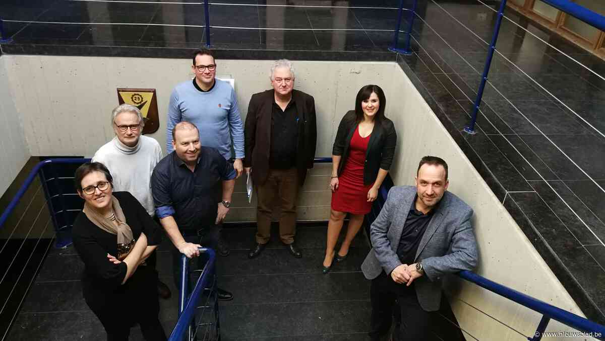 Gemeente wil stadhuis terug op Grote Markt: “Daar moeten we patrimonium voor verkopen”