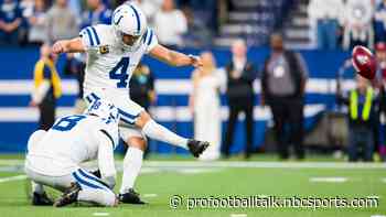 Report: Adam Vinatieri has MRI on ailing knee, to meet with team Thursday