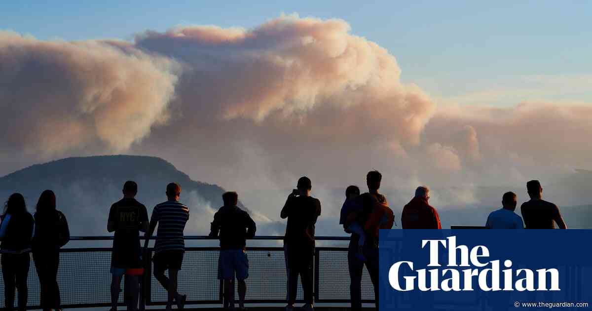 The big smoke: how bushfires cast a pall over the Australian summer