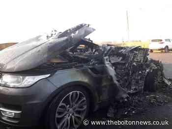 VW and Range Rover set on fire close to Dalchini restaurant