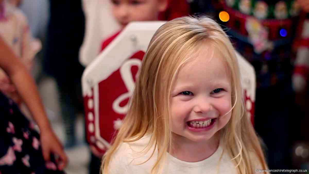East Lancashire musicians record Christmas single for Alder Hey