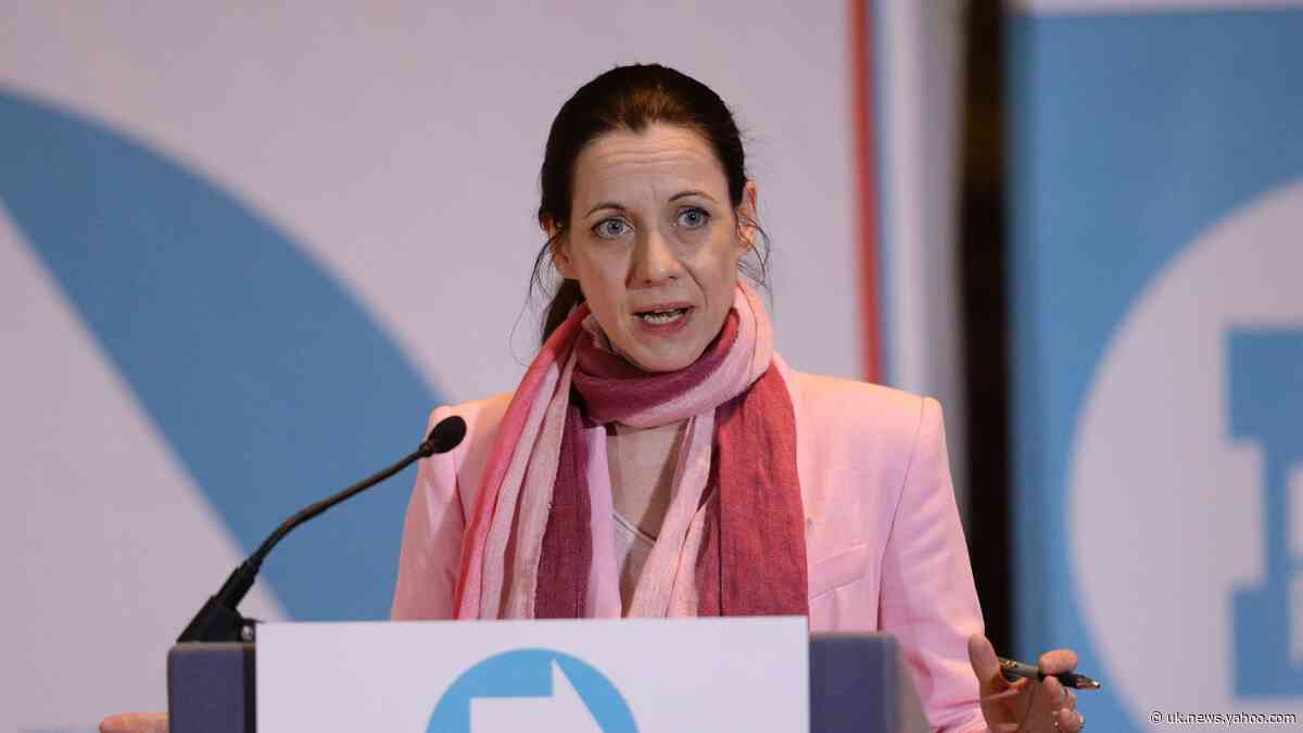 Three more Brexit Party MEPs quit to back PM’s deal
