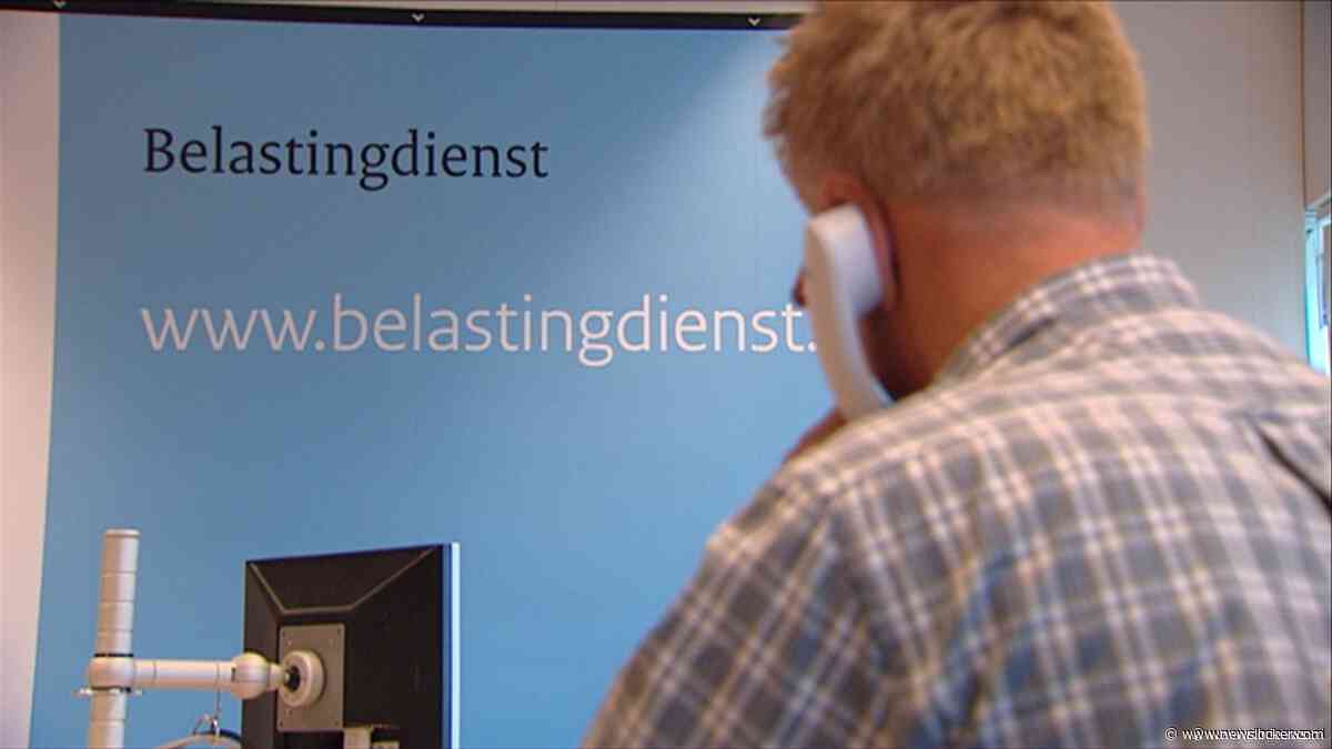 Dag na vernietigend debat sluit Belastingtelefoon eerder: 'Geen enkele schaamte'