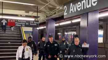 2 Stabbed in Manhattan Subway Station, Leave Trail of Blood
